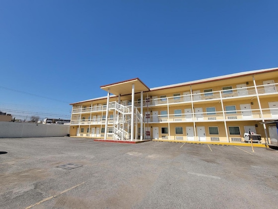 Gallery - Comfort Inn Monclova