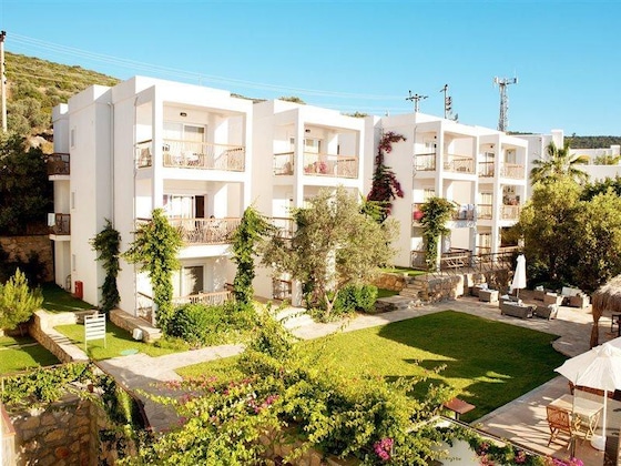 Gallery - Mi Casa Beach Hotel