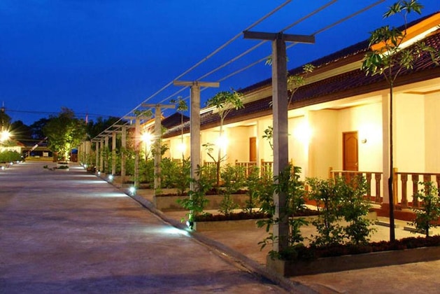 Gallery - Oasis Resort