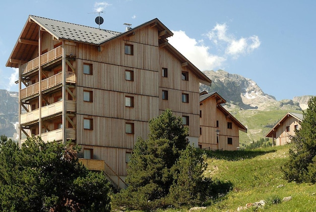 Gallery - Madame Vacances Résidence Les Chalets Super D