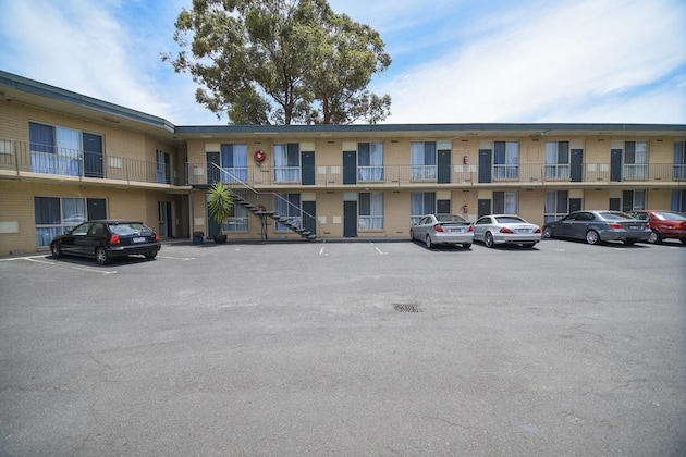 Gallery - Dandenong Motel