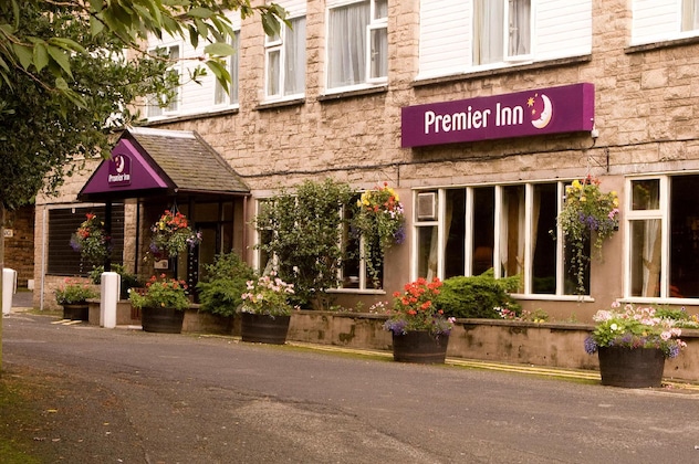 Gallery - Premier Inn Edinburgh East