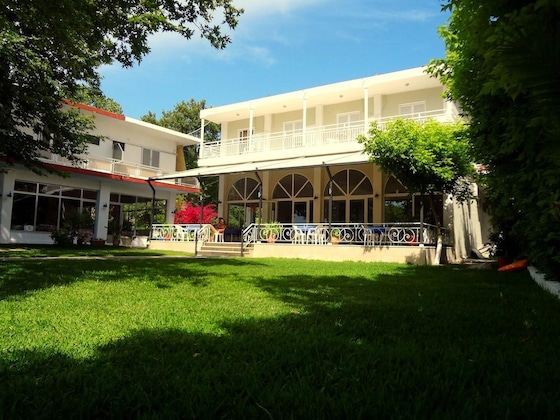 Gallery - Avra Beach Hotel