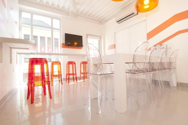Gallery - Wave Hotel & Cafe