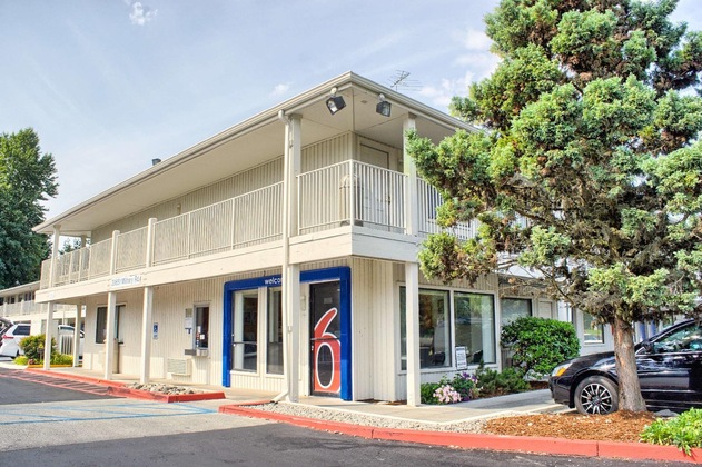 Gallery - Motel 6 Seattle South