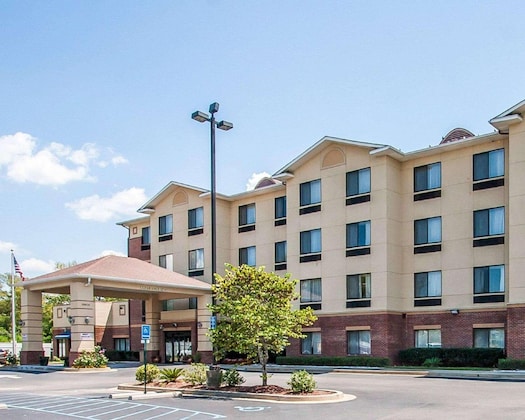 Gallery - La Quinta Inn & Suites by Wyndham Montgomery