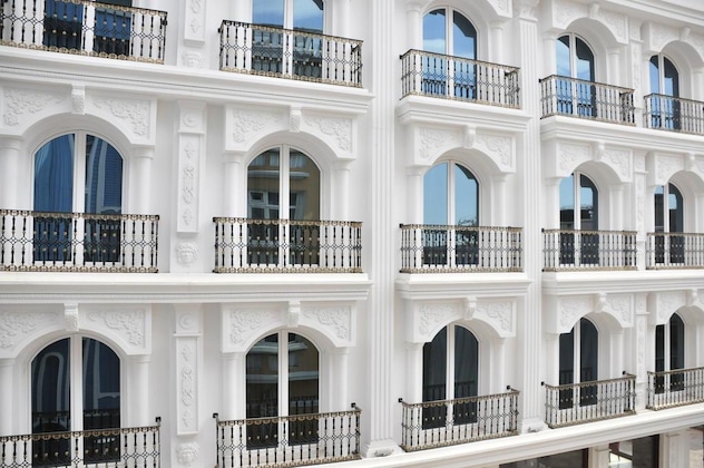 Gallery - The Magnaura Palace Hotel