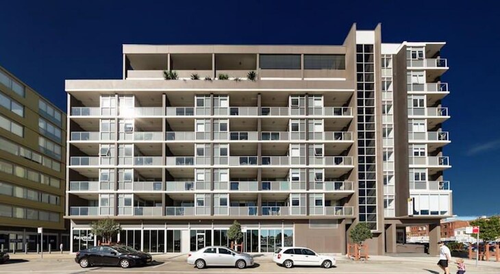 Gallery - Honeysuckle Executive Apartments