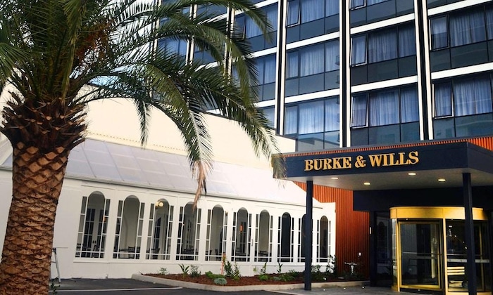Gallery - Burke And Wills Hotel