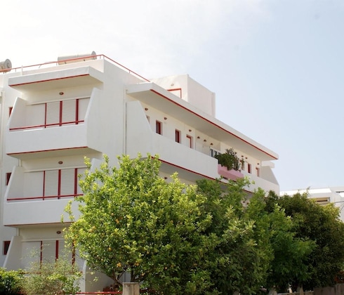 Gallery - Stam & John Apartments