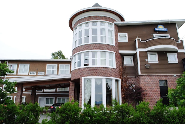 Gallery - Days Inn By Wyndham Surrey