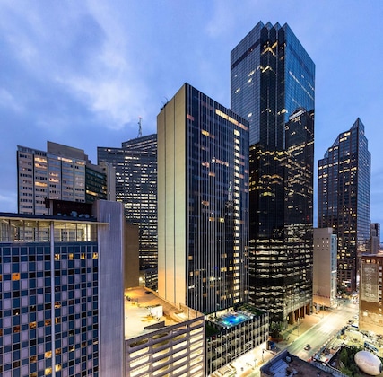 Gallery - Hilton Garden Inn Downtown Dallas