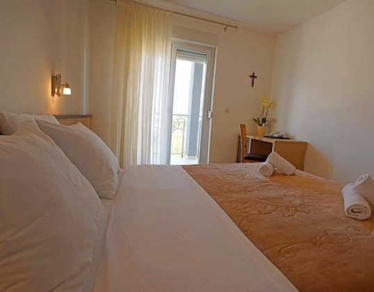 Gallery - Hotel Dina