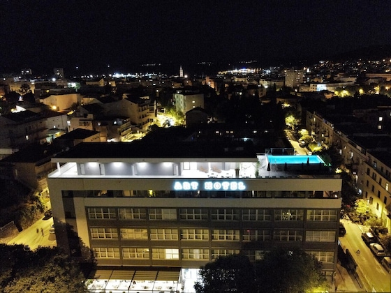 Gallery - Art Hotel