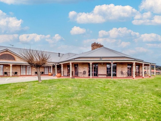 Gallery - Bowen Inn Motel