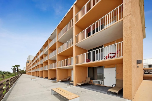 Gallery - Seahaven Beach Hotel