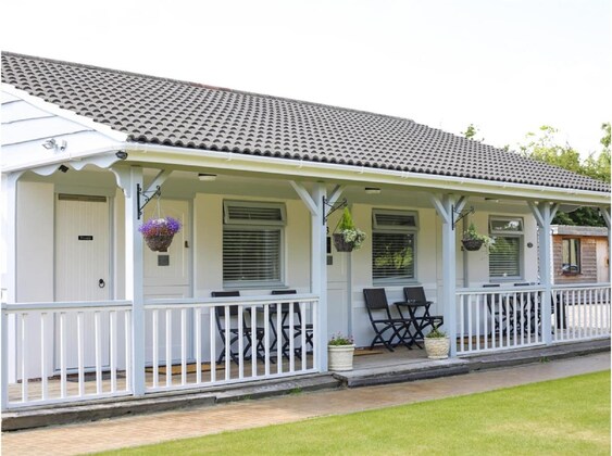 Gallery - Henley Boutique Lodges