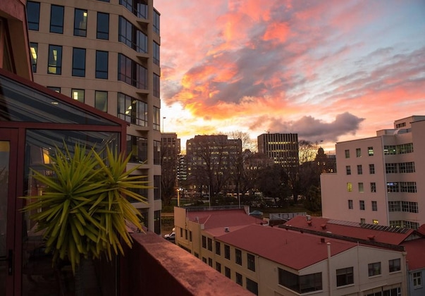 Gallery - Sullivans Cove Apartments