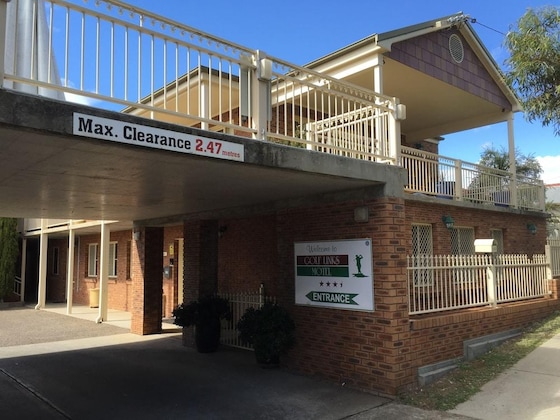 Gallery - Golf Links Motel