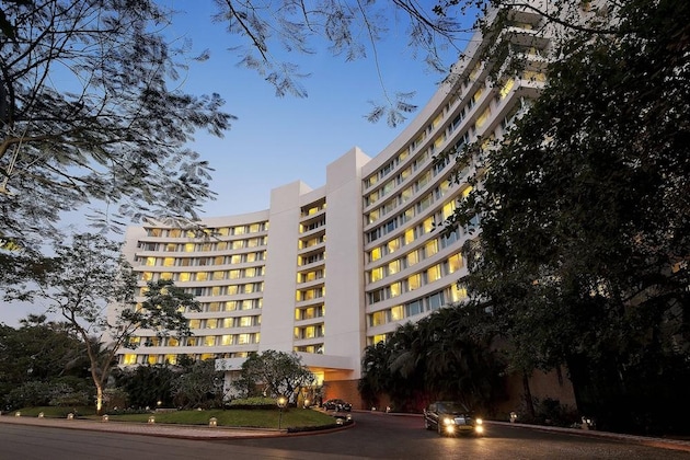 Gallery - Lakeside Chalet - Mumbai, Marriott Executive Apartments