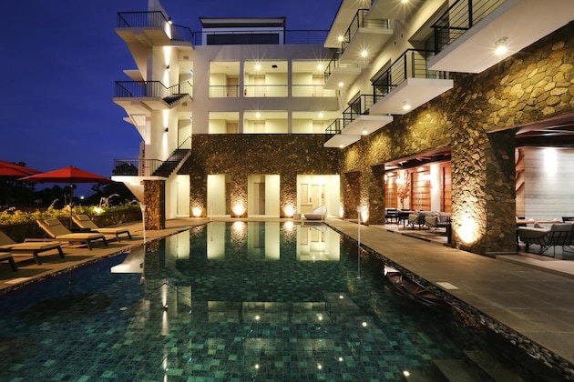 Gallery - Mahogany Hotel