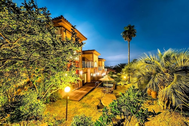 Gallery - Palmvalley Pool Villa Resort