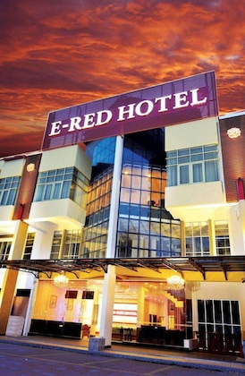 Gallery - Ernes Hotel Alma Bukit Mertajam