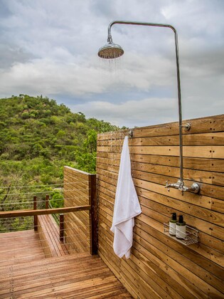 Gallery - Nkomazi Game Reserve by NEWMARK