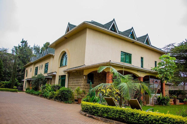 Gallery - Karen Inn And Suites