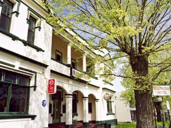 Gallery - Healesville Hotel