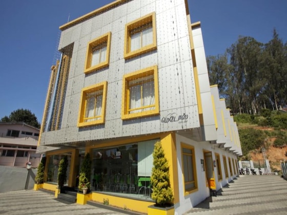 Gallery - Meadows Residency