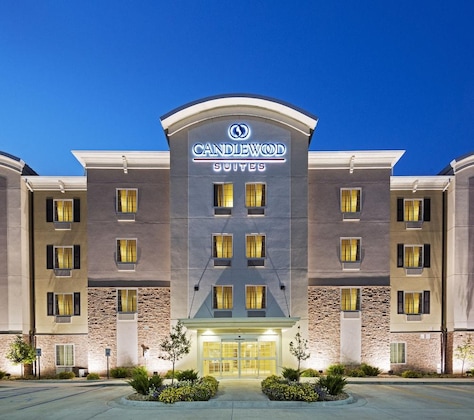 Gallery - Days Inn & Suites By Wyndham Houston North-Spring