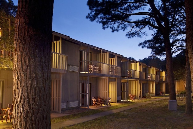 Gallery - Refuge Inn