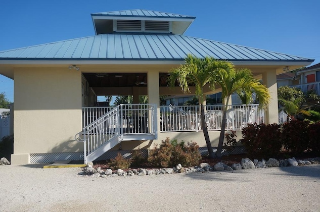 Gallery - 1 Island Hideaway in the Keys