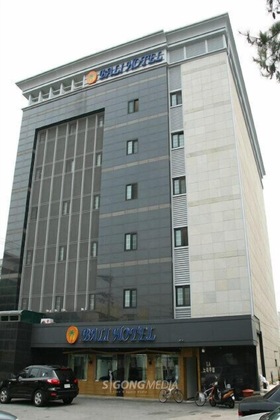 Gallery - Bali Tourist Hotel
