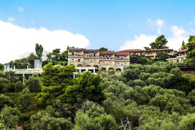 Gallery - La Luna Hotel