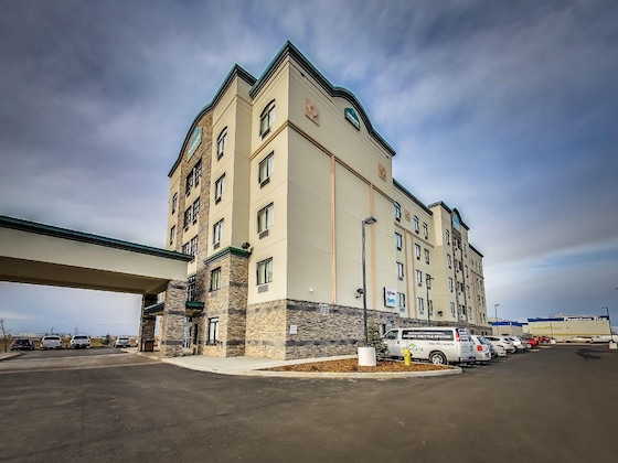 Gallery - Radisson Hotel Edmonton Airport