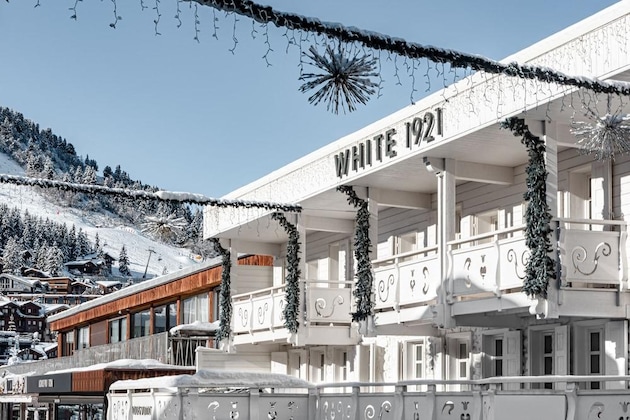 Gallery - White 1921 Courchevel