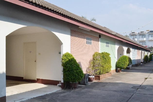 Gallery - Bangsaen Villa Hotel