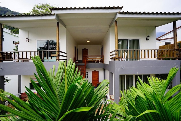 Gallery - Apple Beachfront Resort