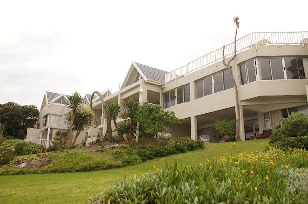 Gallery - The Pink Lodge On The Beach