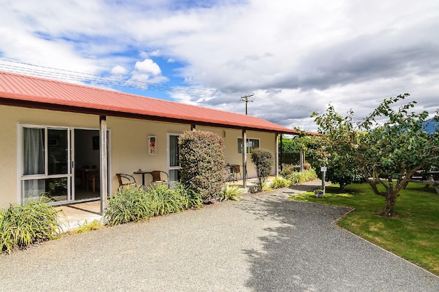 Gallery - Abbey Court Motel