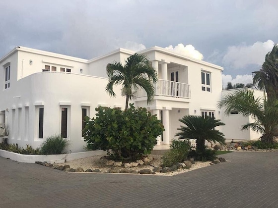Gallery - Genesis Apartments