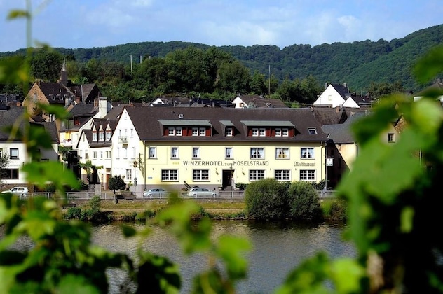 Gallery - Winzerhotel - Restaurant Zum Moselstrand