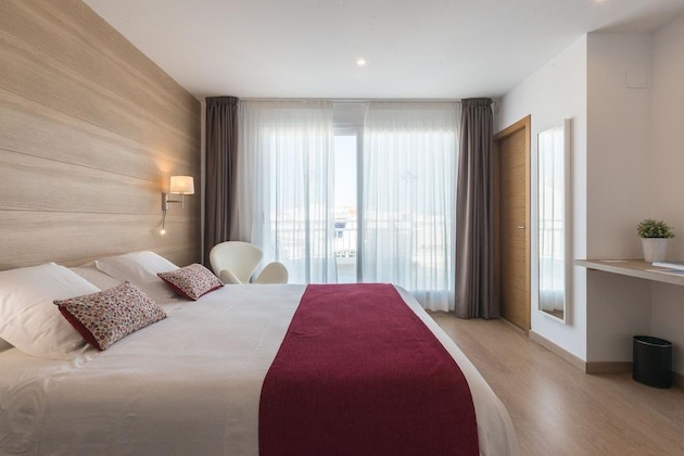 Gallery - Hostal Menurka