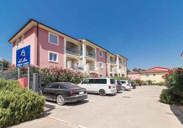 Gallery - Residence Superior Del Mar