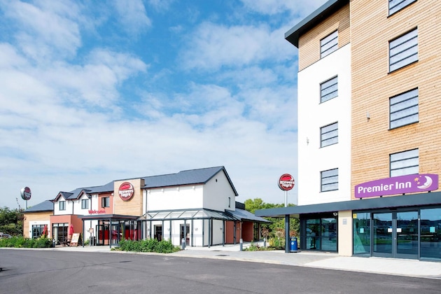 Gallery - Premier Inn Great Yarmouth West (A47)