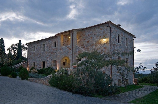Gallery - Klymeni Traditional Homes