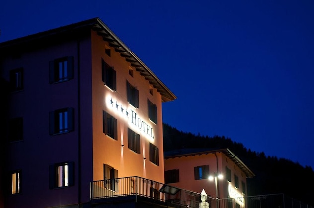Gallery - Hotel Garnì Cristallo