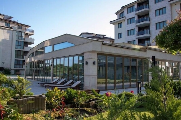 Gallery - Long Beach Resort & Spa